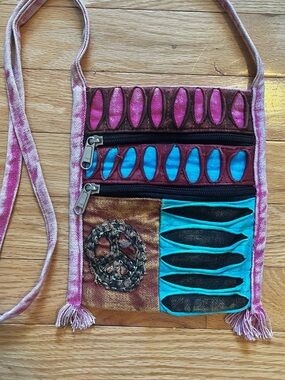 RARE Vintage Late 2000s/2010s RIMA Crossbody Bag